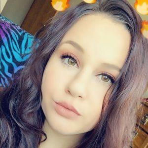 Meet your Posher, Deanna